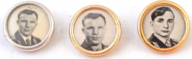 Szovjetunió DN "Gagarin" 2db fém jelvény fotóval + Szovjet asztronauta fotója jelvényen T:2 Soviet Union ND "Gagarin" 2pcs of metal badge with photos + Photo of Soviet astronaut in badge C:XF