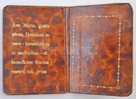 12db-os vegyes egyházi témájú emlékérem és jelvény, közte II. János Pál, Szent György T:2,2-,3
12pc...