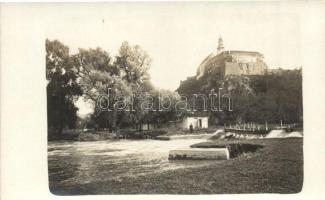 Nyitra, Nitra; Vár a folyó partról nézve / castle, river, photo