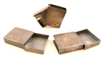 Úti hamuzók, az egyiken videoton márkajellel, 3.5x4 cm.