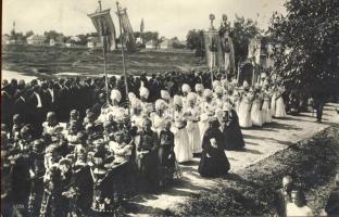 Mezőkövesd Jézus szíve körmenet