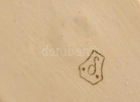 Drasche törölköző női akt, fehér mázas porcelán figura, jelzett, hibátlan, m: 19 cm