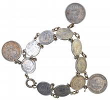 Libanon 1952. 50p Ag (7x) karkötőként összefűzve + Hollandia 1951-1966. 10c Ni (9x) + 1951-1963. 25c...