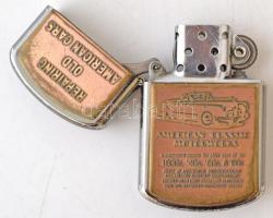 Amerikai autómotívumos fém öngyújtó, működik