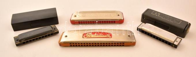 Szájharmonika tétel, 4 db, lengyel és német gyártásúak, kettő tokban, h: 17 cm. és 11 cm. közötti méretben.