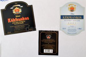 Magyar borcímke-gyűjtemény, felragasztva, mappába rendezve, mind különböző, cca 500 db