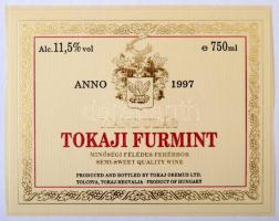 Nagy magyar borcímke-gyűjtemény, felragasztva, mappába rendezve, mind különböző, cca 1500 db