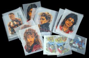 Különféle pólóra vasalható matricák (Jackson, Sandra, Schwarzenegger), összesen 39 db + 17 db csík