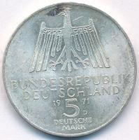 NSZK 1971D 5M Ag "Albrecht Dürer" T:2
FRG 1971D 5 Mark Ag "Albrecht Dürer" C:XF...