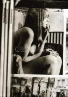 cca 1970 Akt reprók különféle forrásokról, tekercs negatívon, 24x36 mm