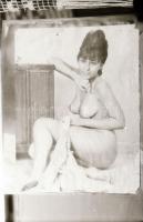 cca 1970 Akt reprók különféle forrásokról, tekercs negatívon, 24x36 mm