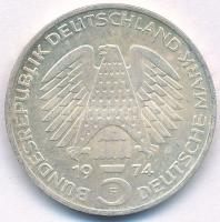 NSZK 1974F 5M Ag "25 éves az Alkotmány" T:2 
FRG 1974F 5 Mark "25th Anniversary - Co...