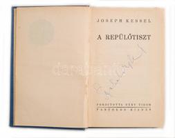 Vegyes könyv tétel, 2 db: 
Anatole France: Thais. Fordította Aranyossy Pál. Budapest, é.n., Ahtenae...