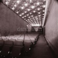 1982 Budapest, Bem mozi külső-belső felvételei, 7 db szabadon felhasználható negatív, 6x6 cm