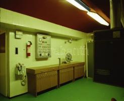 1984 Budapest, Mátra mozi belső felvételei, 11 db szabadon felhasználható negatív, 6x7 cm