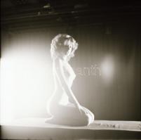 cca 1978 Aktfotók vintage negatívjai, 7 db felvétel, 6x6 cm / 7 erotic photo negatives, 6x6 cm