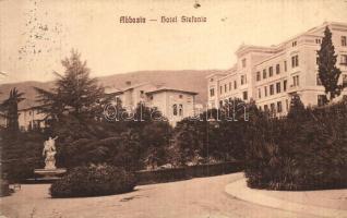 Abbazia, Hotel Stefanie (kis szakadás / small tear)