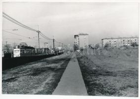 cca 1980 Budapest, Határ út, 42-es villamos, vintage fotó, 9x13 cm
