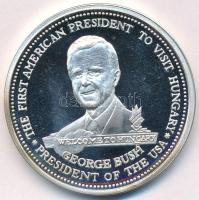 Bozó Gyula (1913-2004) 1989. "George Bush látogatása Magyarországon" Ag emlékérem (35,31g/...