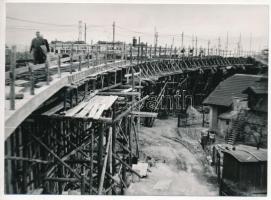 cca 1966 Budapest, Albertfalva, felüljáró építése átadása, 4 db vintage fotó, 9x14 cm és 13x18 cm