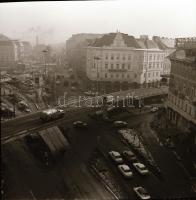 cca 1969 Budapest, Baross téri felüljáró felvételei, 12 db negatív, 6x6 cm
