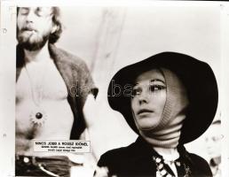 ,,Nincs szebb a rossz időnél" című film állóképei, 30 db negatív, ezekről készültek a mozik elő...