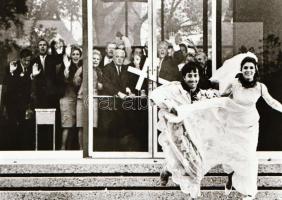 ,,Diploma előtt" című film állóképei, 26 db negatív, ezekről készültek a mozik előcsarnokában k...