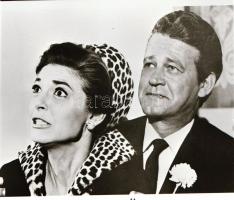 ,,Diploma előtt" című film állóképei, 26 db negatív, ezekről készültek a mozik előcsarnokában k...