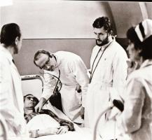 ,,Kardiogram" című film állóképei, 29 db negatív, ezekről készültek a mozik előcsarnokában kiál...