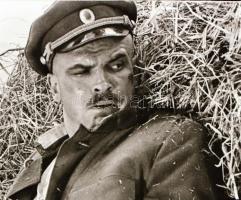 ,,Az ember kincse - találkozás a régi mecsetnél" című film állóképei, 21 db negatív, ezekről ké...