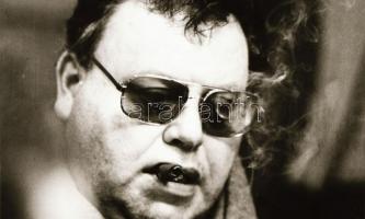 ,,Hogyan felejtsük el életünk legnagyobb szerelmét?" című magyar film állóképei, 25 db negatív,...