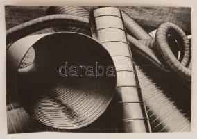 cca 1970 Gebhardt György (1910-1993): Ipari csendélet, jelzés nélküli vintage fotóművészeti alkotás a szerző hagyatékából, 30x40 cm