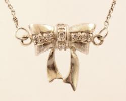 Ezüst(Ag) lánc, masnival díszítve, jelzett, h: 45 cm, nettó: 6,3 g