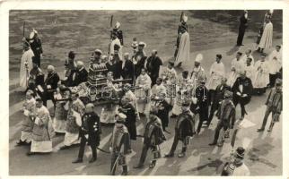 Budapest, Szent István jobbja a körmenetben (EK)