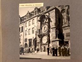 cca 1960 Egy csehországi IBUSZ társasutazás képei, nylon mappában, változó méretben, jó állapotban