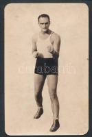 1937 Bp., "Kiváló tanítványomnak Gulyás Sándornak Abaházi Untenecker József" - bokszolót ábrázoló fotólap, 9x13 cm