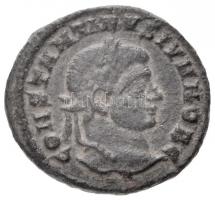 Római Birodalom / Siscia / II. Constantinus 321-324. AE Follis (2,84g) T:2 Roman Empire / Siscia / Constantine II 321-324. AE Follis CONSTANTINVS NOB IVN NOB C / CAESARVM NOSTRORVM - VOT . X - BSIS Sunburst (2,84g) C:XF RIC VII 182.