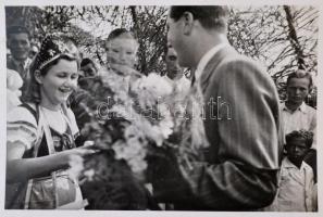 1941 Ifj. Horthy Miklós brazil nagykövet utazása Sao Paulóba, 28 db privát fotó, közte rövid képsoro...