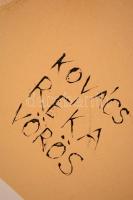 Kovács Réka Vörös (1993-): Torzó. Vegyes technika, papír, jelzett, felcsavarva, 100×72 cm