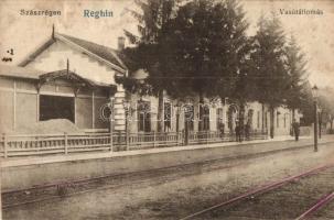 Szászrégen, Reghin; Vasútállomás / railway station (fl)