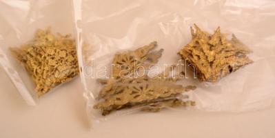 Képkerethez sarok díszek, réz, több mint 50 db