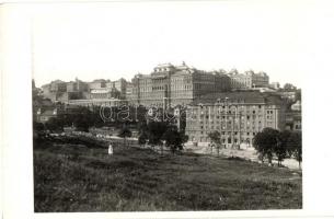 Budapest I. Királyi vár a Tabáni Kereszt térről nézve, photo