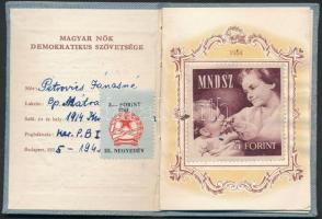 1953 Magyar Nők Demokratikus Szervezete tagsági könyv, tagsági bélyegekkel