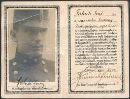 1925 Pécs, tartalékos gyógyszerész segédtiszt számára kiállított fényképes engedély egyenruha és kit...