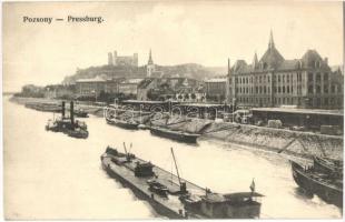 Pozsony, Pressburg, Bratislava; rakpart látképe uszályokkal / wharf, barges