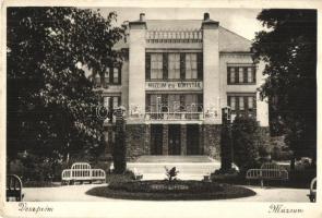 Veszprém, Múzeum és Könyvtár (EK)