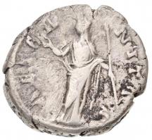 Római Birodalom / I. Faustina 141 után Denár Ag (3,3g) T:3 patina, ki.
Roman Empire / Faustina I af...