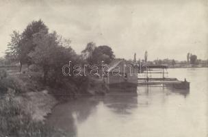 1907 Arad, Maros part, halász kunyhó / river bank, fishing hut, photo