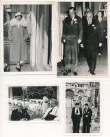 cca 1956 Kármán Tódor (1881-1963) fizikus ismerősök, hírességek társaságában, illetve sógornője, összesen 4 db fotó, hátuljukon feliratozva, különböző méretben