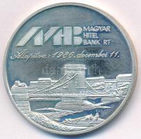 DN "Gróf Széchenyi István / MHB Magyar Hitelbank Rt" jelzett Ag emlékérem (34,48g/0.835/42...